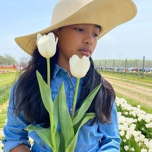 Meet your Posher, Sze-monique